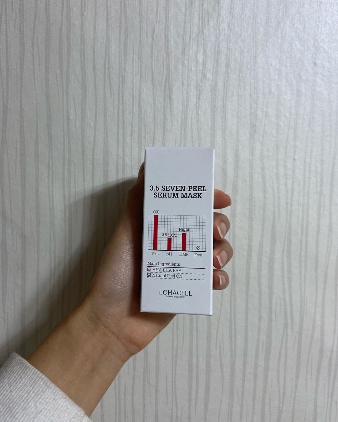 보라 on Instagram: “민감한피부엔 요 아이템이 굿굿👍 #ad”