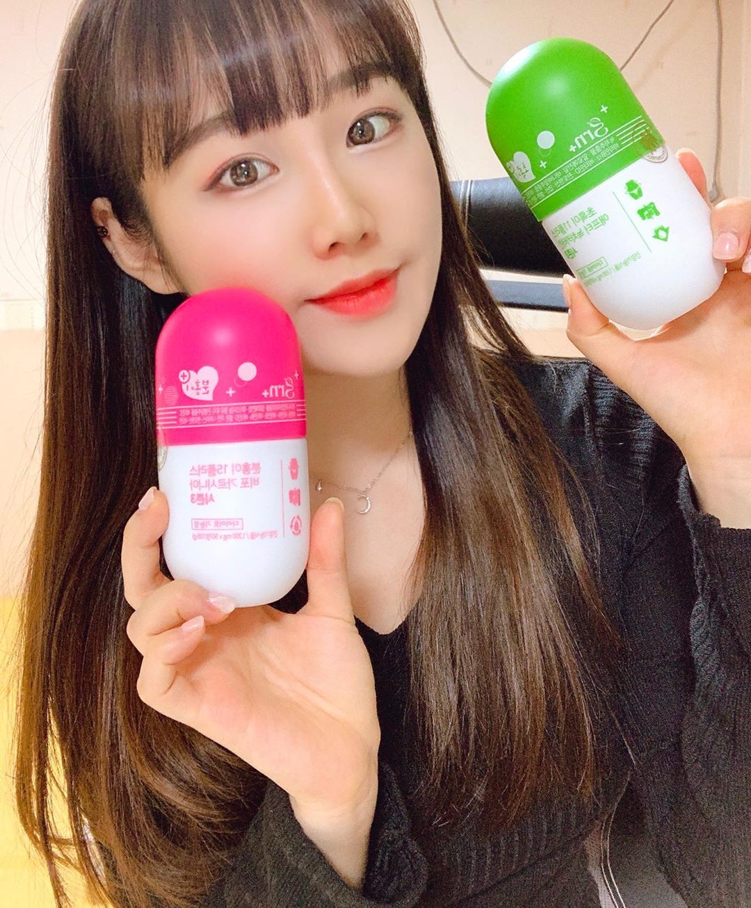 가람 ᴳᴬᴿᴬᴹ 🇰🇷 on Instagram: “체지방 관리뿐아니라 비오틴과 비타민B(분홍이),비타민D(초록이) 까지 한번에 케어하기😎 . #grn #지알엔 #grn다이어트 #grn분홍이초록이시즌3 #분홍이초록이시즌3 #grn분홍이초록이 #grn분홍이 #grn초록이 #grn초록이분홍이…”