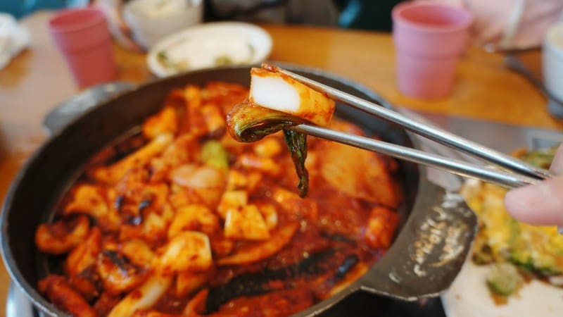 .
[조가네갑오징어]
요즘 갑오징어에 빠졌 ㅋㅋ
오징어야 언제 이렇게 몸값이 올랐니 ㅜ
우리 먹겠다고 애들을 너무 부실하게 맥였넹 ㅋㅋ
.
.
.
#조가네갑오징어#맛있네#역시재료망치느니#사먹자