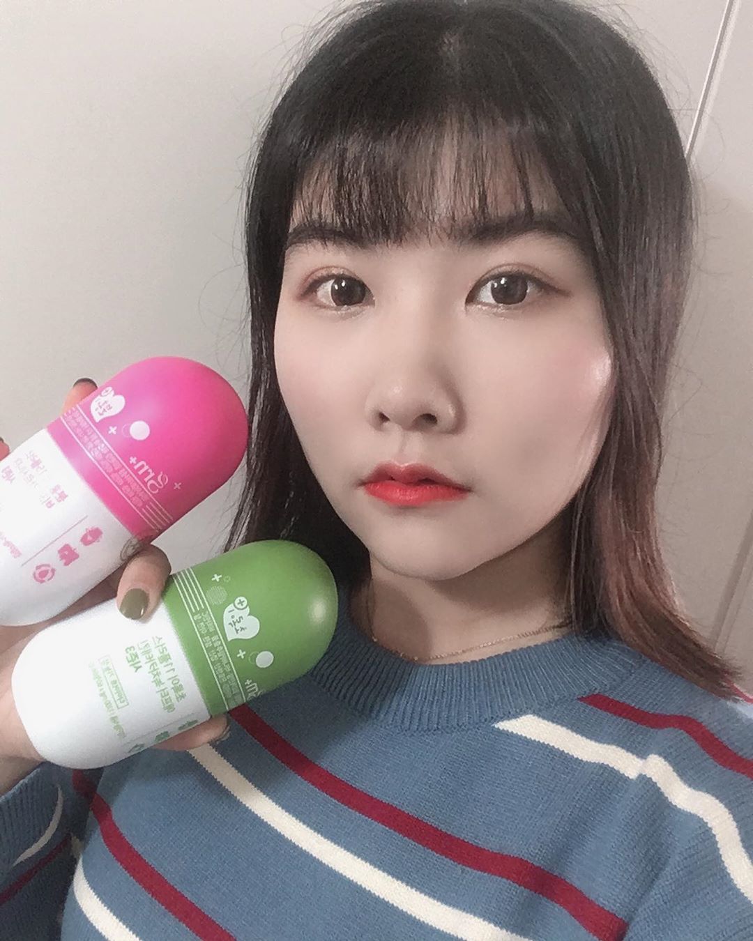 잉쮸의 공간 on Instagram: “<grn 초록이,분홍이>  시즌1때 사봤는데 색깔 구분도 안가고 속도 안좋아서 먹다 말아버렸는데 시즌3은 색깔 구분이 되니 나눠서 먹기 좋음👍🏻👍🏻 요새 주변에서 살쪘다는 말 들어서... 슬프게도 초록이, 분홍이 먹으며 다이어트 시작 #grn…”