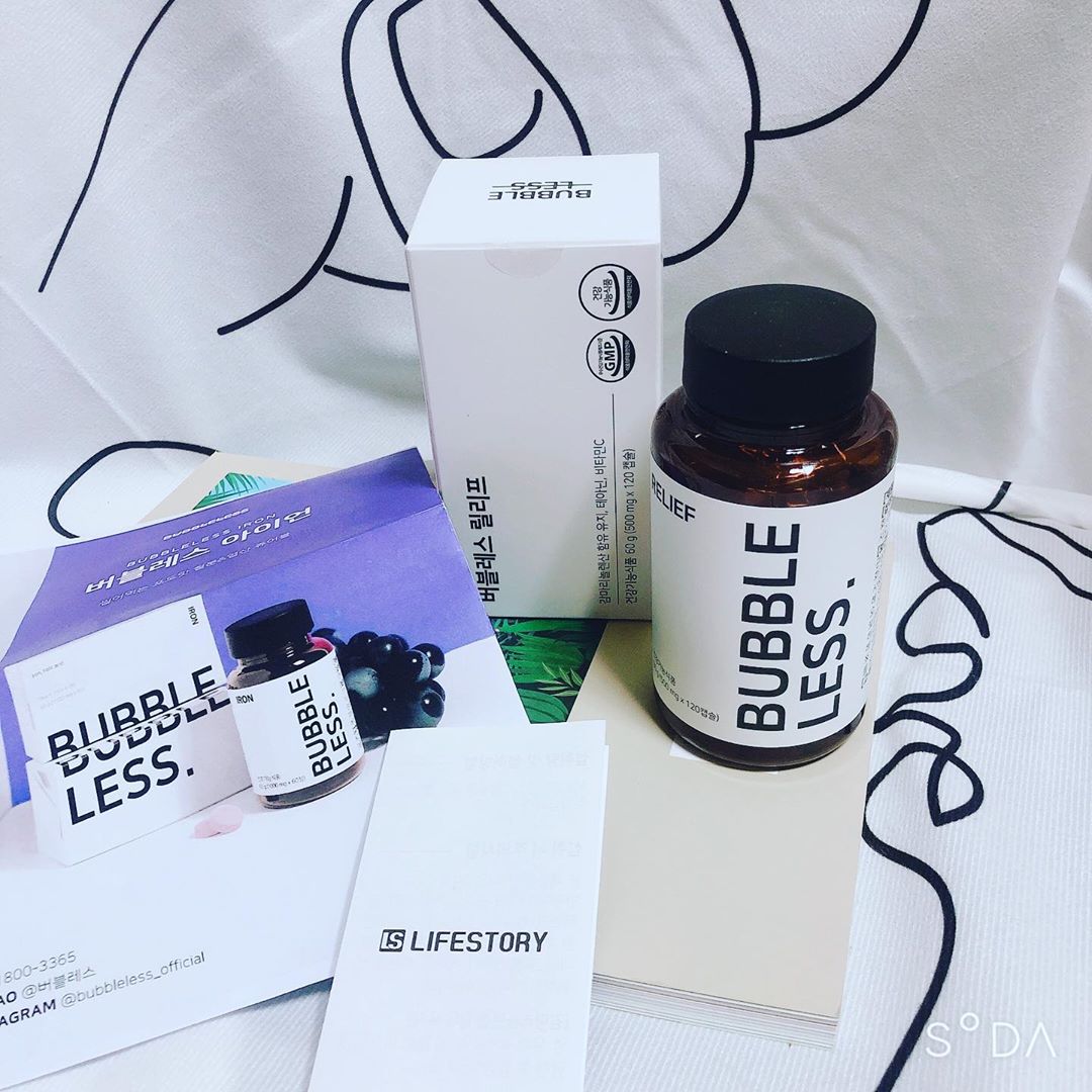@justblackrabbit on Instagram: “🐰 • 버블레스 릴리프(감마리놀렌산 함유) 월경전증후군 해소에 도움을 줄 수 있는 감마리놀렌산이 함유되어있어요  철의 흡수에 필요한 비타민c, 긴장완화에 도움을 줄수 있는 L-테아닌 함유, 달맞이꽃종자유보다 2~3배 많은 감마리놀렌산을 함유하고 있는…”