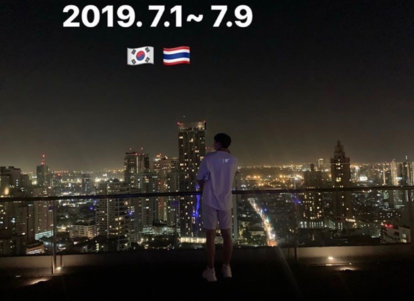 또 가고싶구나!! 전역하고 달려가자!!(보이지 않지만 ...) 8박 9일 태국여행 -코사무이-방콕✈️ 추억을 많이 만든 만큼 후회없는 여행이지만

또 가도 후회 안 할 여행~^^ 다음에는 베트남도 가즈아~

#코사무이 #태국 #태국여행 #방콕여행 #방콕크루즈 #방콕투어 #selfie #football #아무노래챌린지 #좋아요 #좋아요반사 #여행 #여행스타그램 #메리어트마르퀴스퀸즈파크 #친구 #휴가 #ootd #데일리룩 #드레스코드화이트 #inspiration
