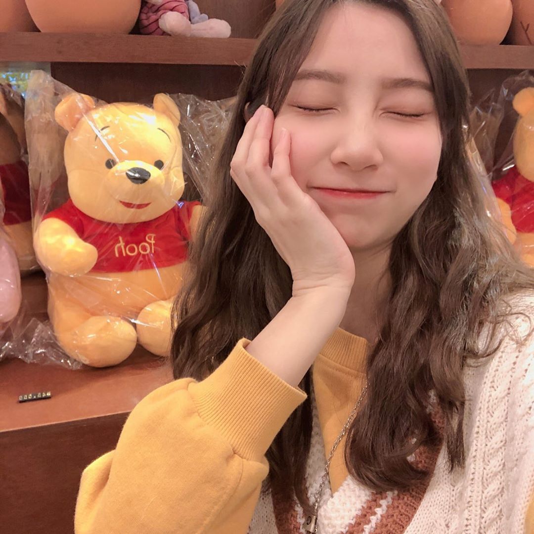 효정 on Instagram: “푸 천국🤩

#곰돌이푸 #스모어마켓 #스모어마켓수원점 #이태원꿀하우스 #술원역 #리뷰쉐어”