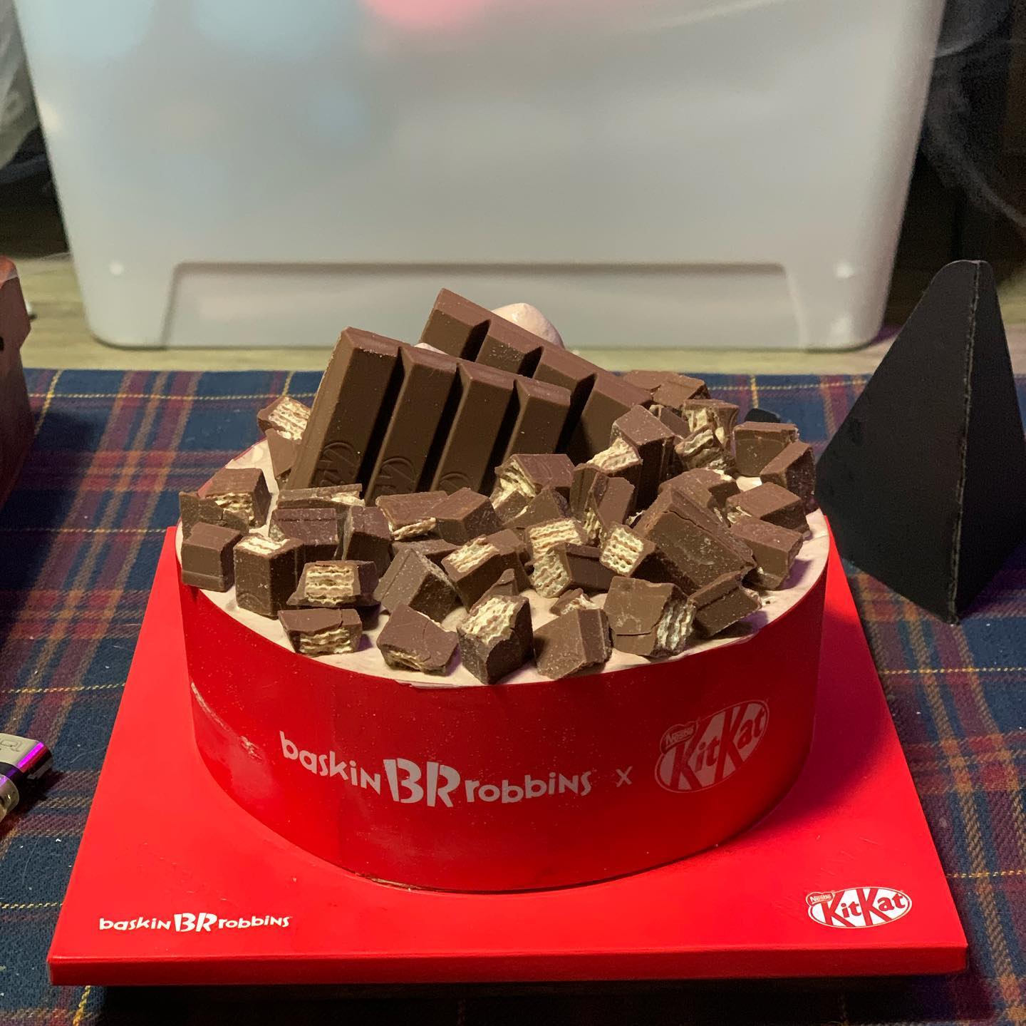 빵과 케이크… 간식과 카페 위주 사진 뿐. 게시글이 없어도 꾸준히 먹고 삽니다.