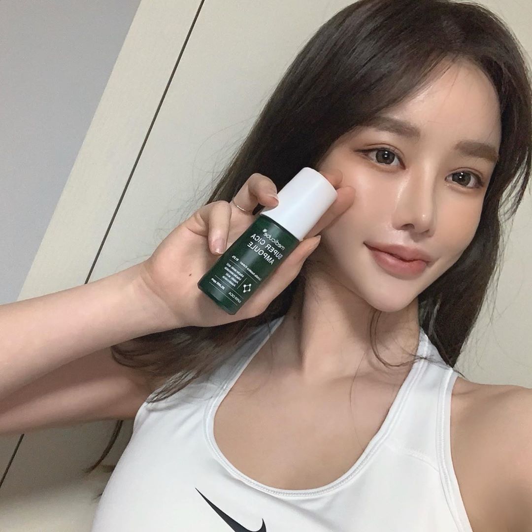"한대표" Han,daepyo on Instagram: “💚요새 스트루스 받아서 뽀루지 올라오눈데 요아이루 바로 해결🥬
젤 조흔건 오토 스포이드 형식으로 넘넘 편해서 조하아”