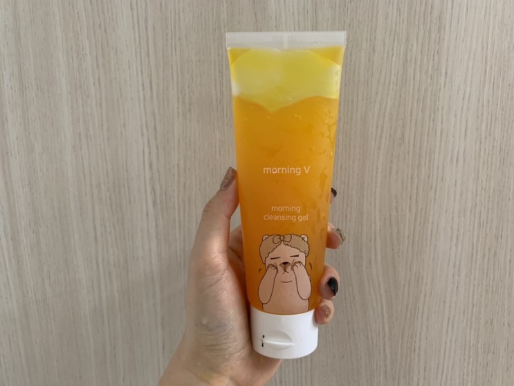[아침세안제] 붓기를 빼주는 아침전용 세안제 '모닝브이 클렌징젤'