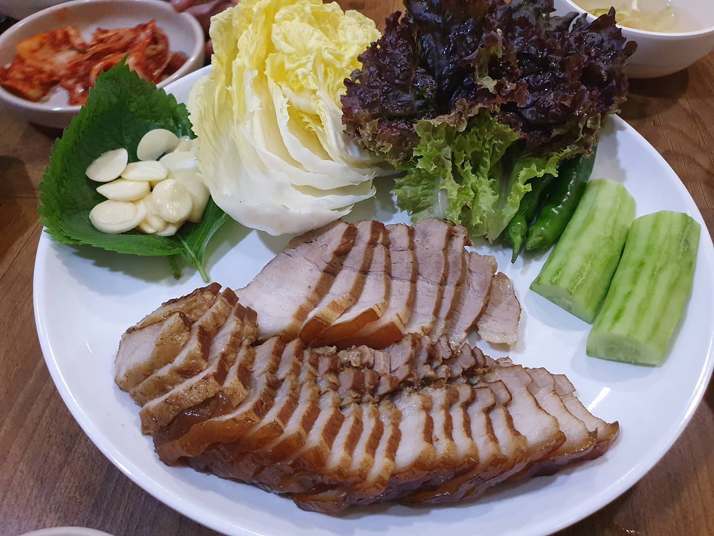 서해안칼국수 리얼 맛집
.
남강상표와 강상약국 회동
.
오랜만에 모여서 맛있는 거 먹고 한참 놀다 옴
.
서대문 바로드림 약국 - 강북삼성병원 후문 쪽에 있음
.
그 청년 바보약사의 따뜻한 처방의 손길을 느끼고 싶다면
.
바로드리는 바로드림 약국으로 ㄱㄱ
.
#06임원단 #좁은길후회없는삶 #보쌈맛집 #칼국수맛집 #파전맛집 #서대문맛집 #약맛집 #바로드림약국 #강상약국 #결석자 #전우철긴성년콩선휘