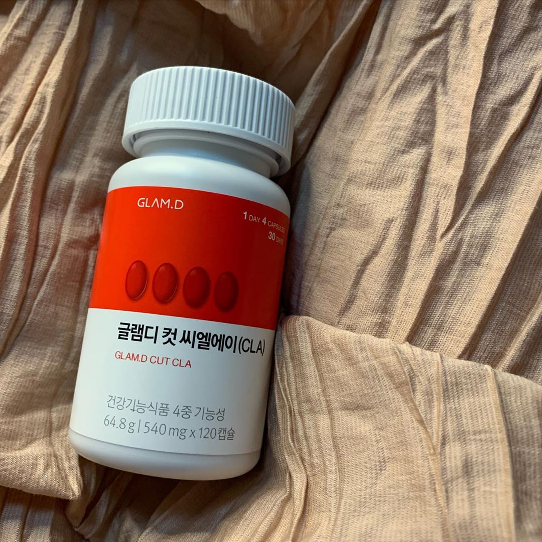 Eunhye🌸 on Instagram: “요즘 필수 아이템😍 운동 후 식전/식후 1일 2회, 1일 2정❗️ 비타민B군 함유로 에너지 대사에 도움을 주는 글램디❤️ 진짜 날씨가…”