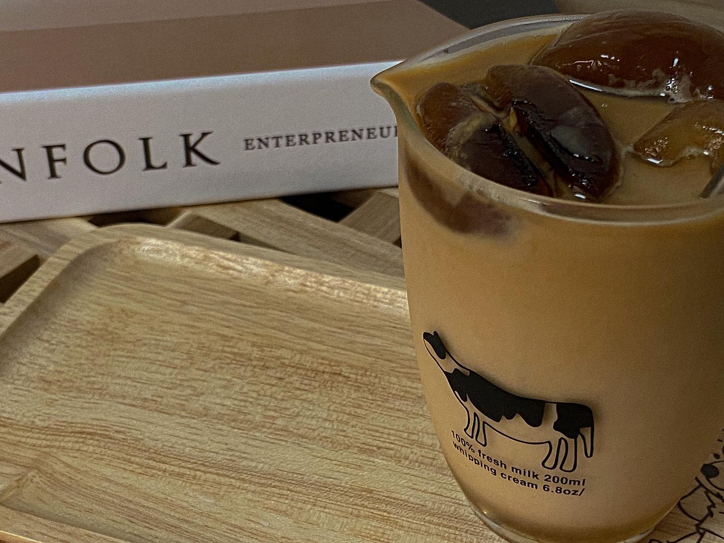 ☕️
요즘 부계 키우는 맛에
더더욱 관종이 되가는중