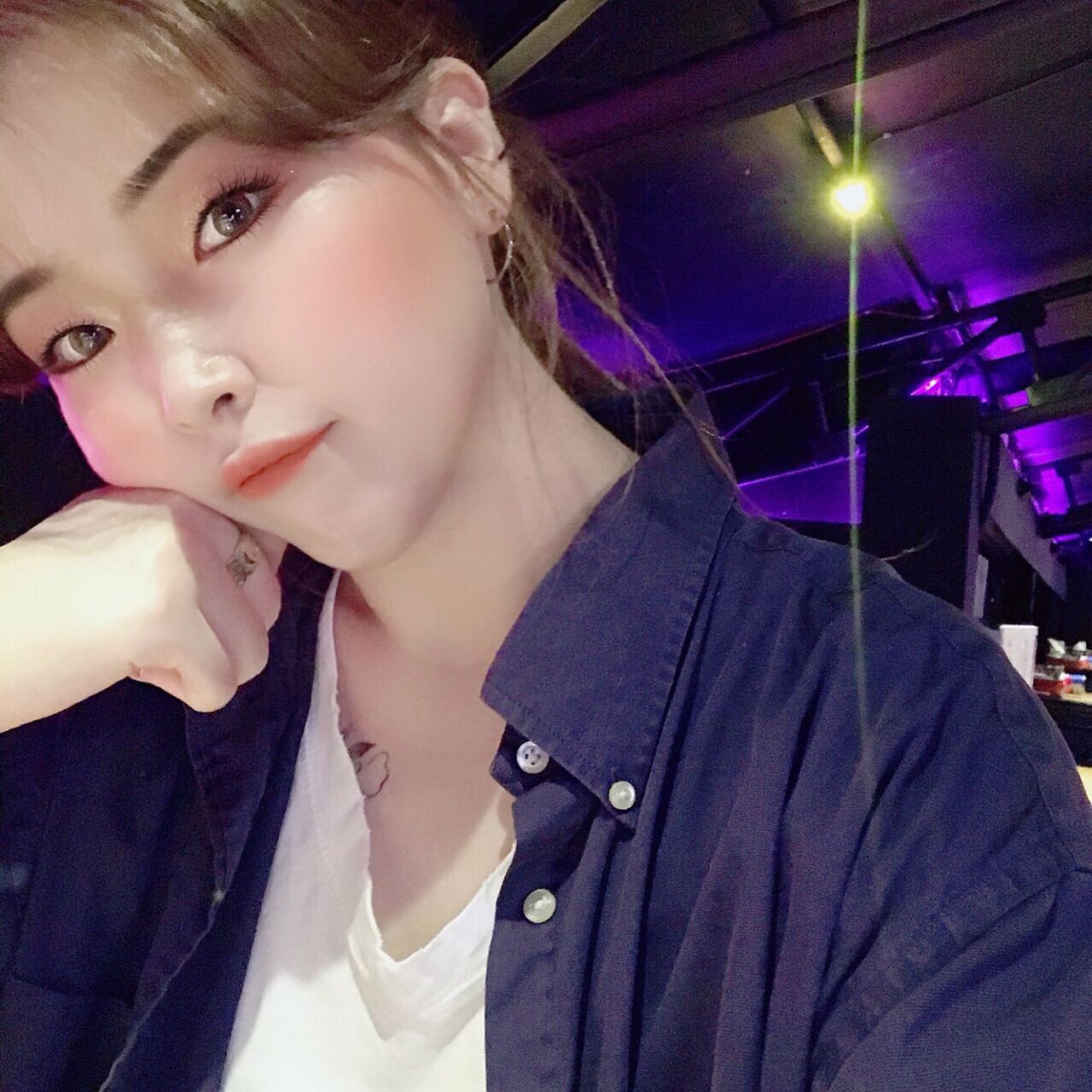 화려한 조명이 나를 감싸네 #깡