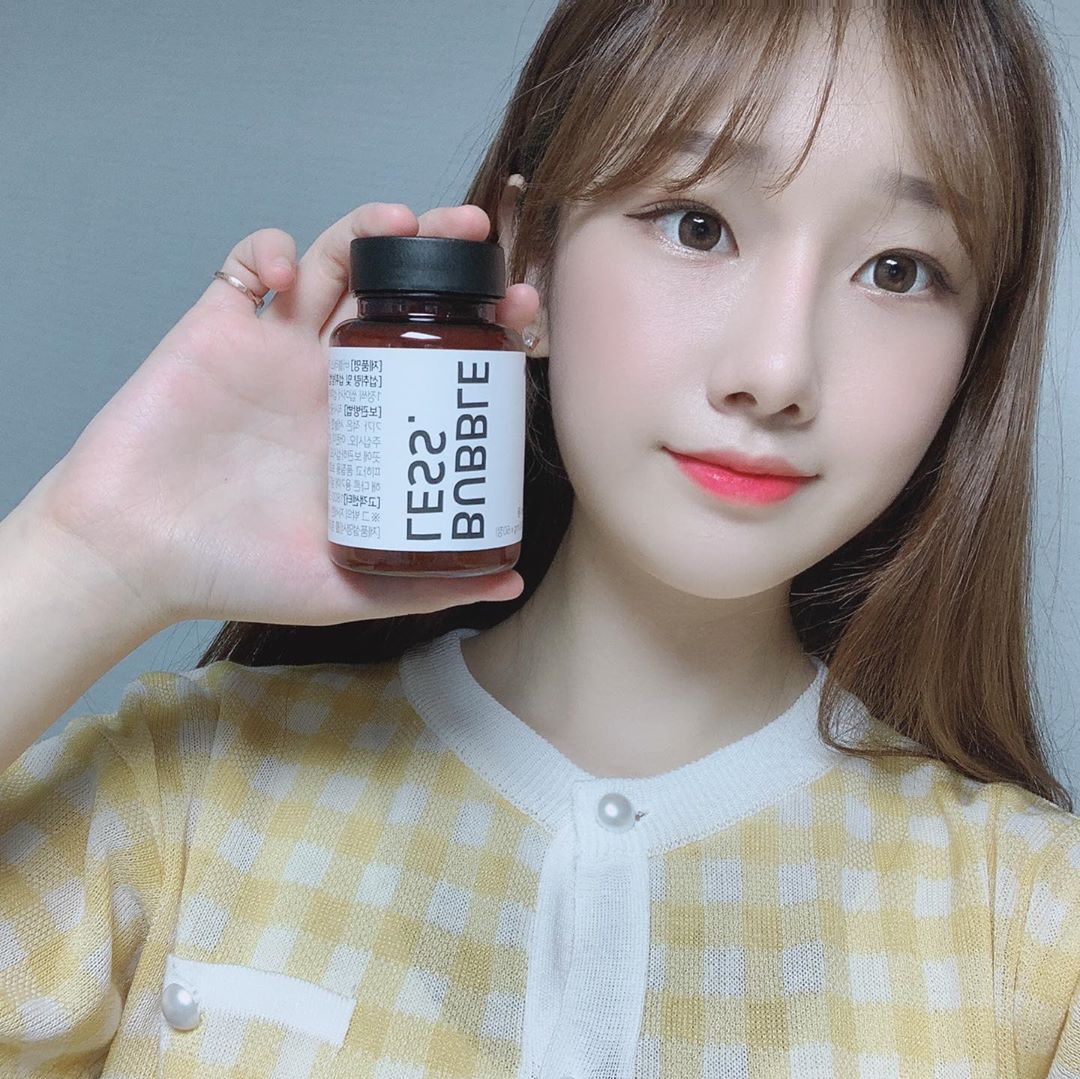 진아현 on Instagram: “버블레스 아이언💊🍇 철분 특유의 비린맛을 포도향🍇으로 잡아 씹어먹어도 맛있는😋츄어블 형태의 철분제! 한국인 평균 권장량인 철분 12mg 함유! 철분과