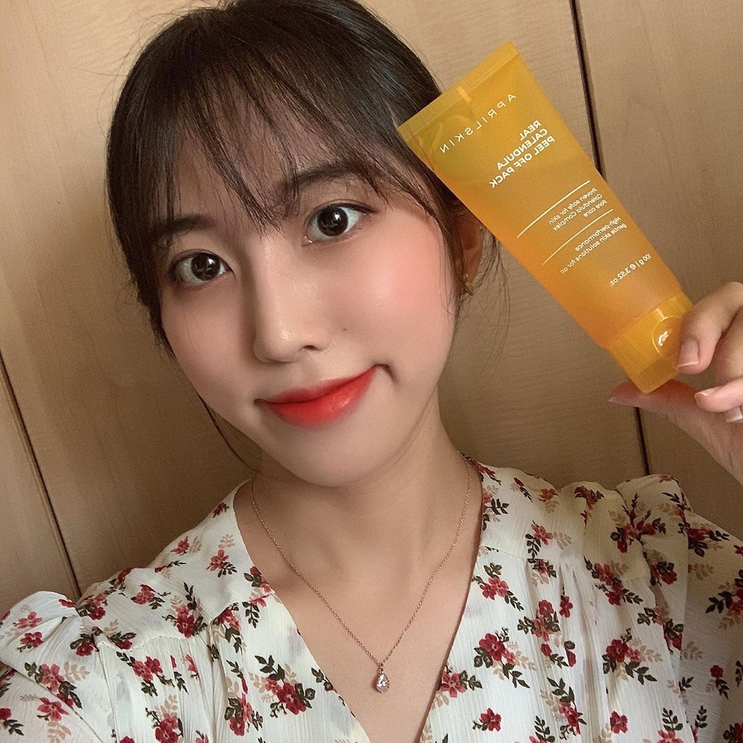김예은 on Instagram: “@aprilskin_korea #제품협찬광고 *+:｡.｡𝓡𝓮𝓪𝓵 𝓒𝓪𝓵𝓮𝓷𝓓𝓾𝓵𝓪 𝓹𝓮𝓮𝓵 𝓸𝓯𝓯 𝓟𝓪𝓬𝓴｡.｡:+* - 가볍게 사용하ᄀ