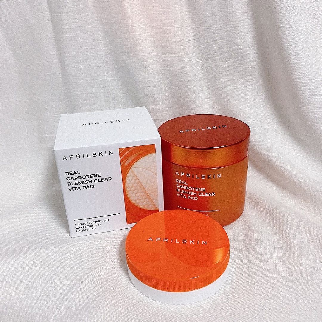 선주 on Instagram: “🧡에이프릴스킨🧡 리얼 캐로틴 블레미쉬 클리어 비타 패드 요즘 습고 더운 ᄂ