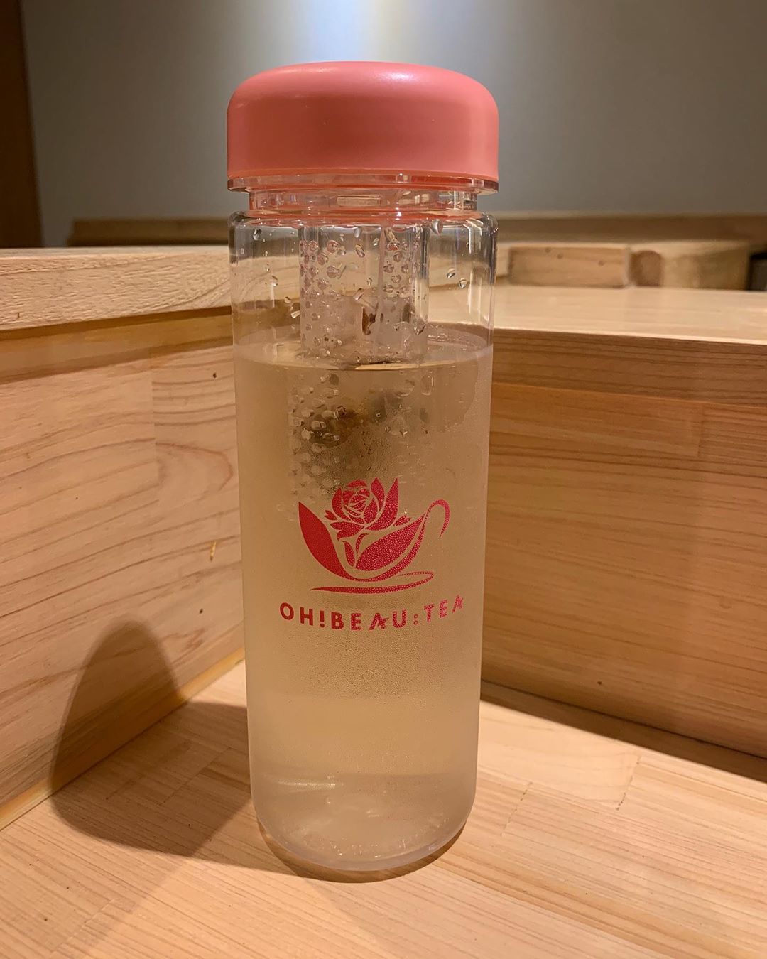 아나운서 이승아 on Instagram: “#제품제공🤍 #오뷰티 #붓기빼기 도움을 주는 #이너뷰티차 요즘 #코로나19 로 저