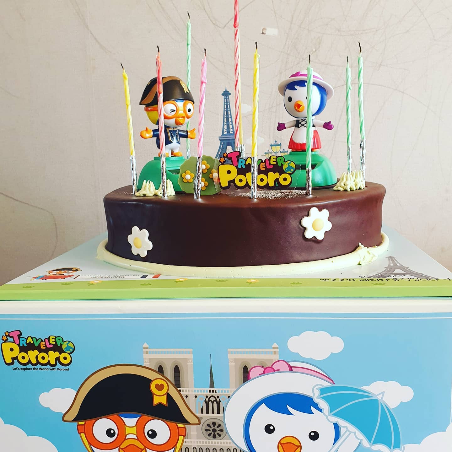 38세 생일케이크는....
#뽀로로케이크