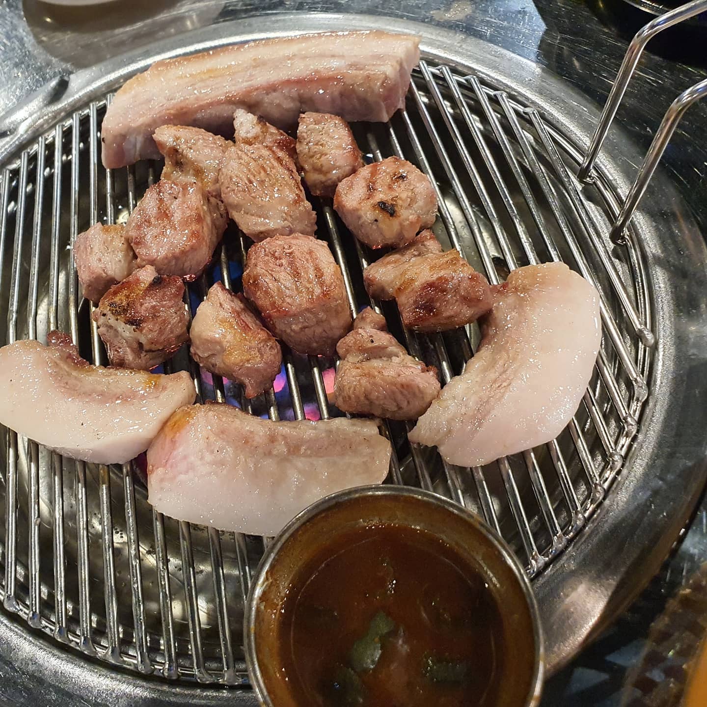 .
제발 잡숴봐 
잊지못하는 인생 고기집

#서면돈사돈