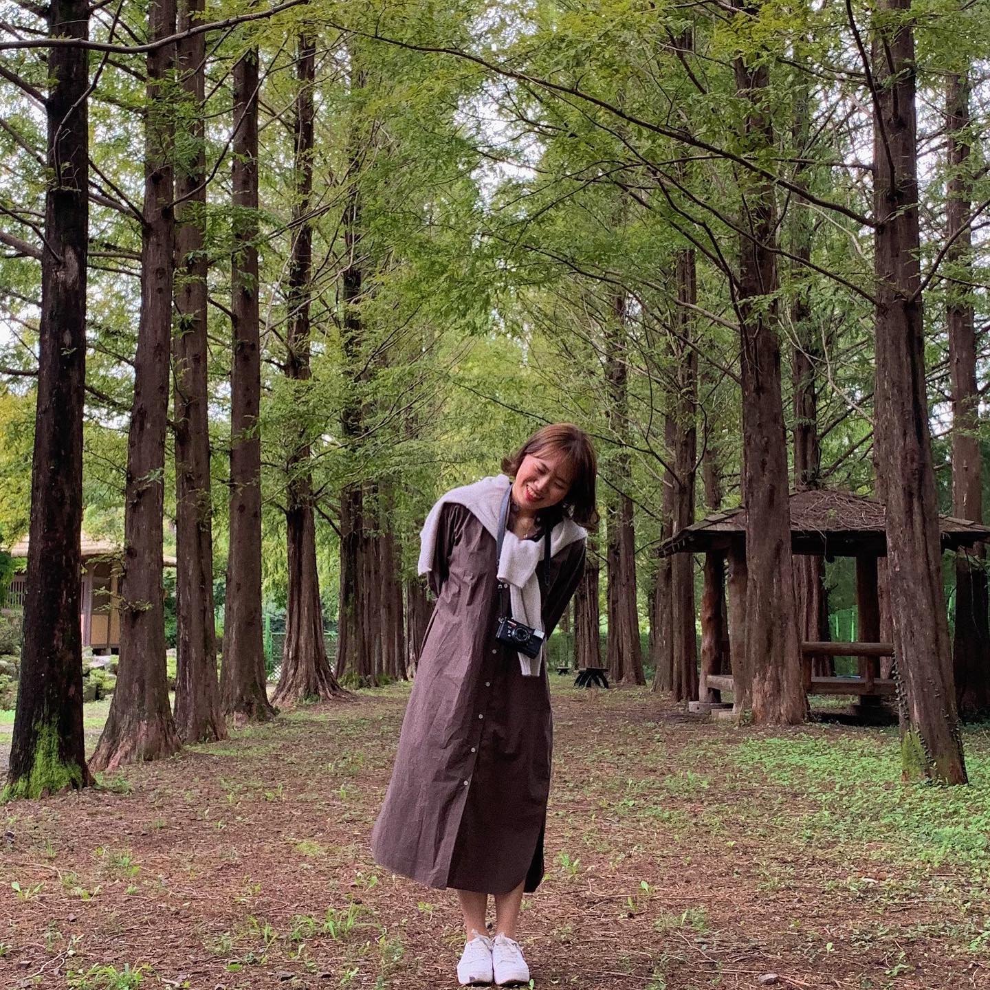 주머니가 있어 더욱 매력적인 셔츠원피스🧸🐻
이번 필름도 예쁘게 나오길🎀
.
.
#유어센 #유어센마켓 #데일리 #데일리룩 #컴앤씨미 #광안리카페 #진주 #반성수목원 #필름카메라 #코니카c35ef #셔츠원피스 #롱원피스 #9월마켓