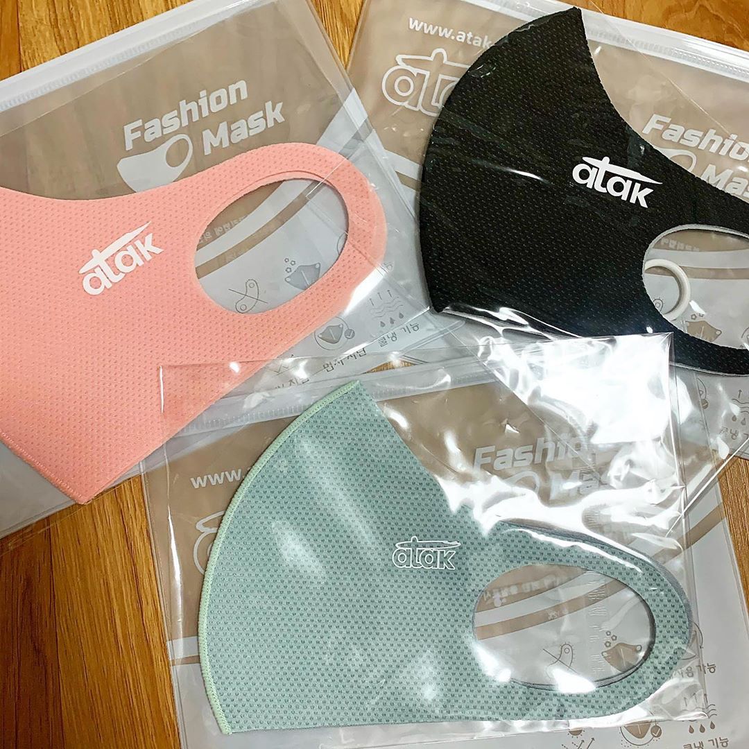 @food._mini on Instagram: “#협찬#아탁마스크 ⠀ ⠀ 요즘 필수품중의 필수품 마스크😷 일회용마스크만 쓰다가 매일매일 써야하니 부담이였는데 이번에 아탁마스크를 알게되서 몇일동안 써봤고