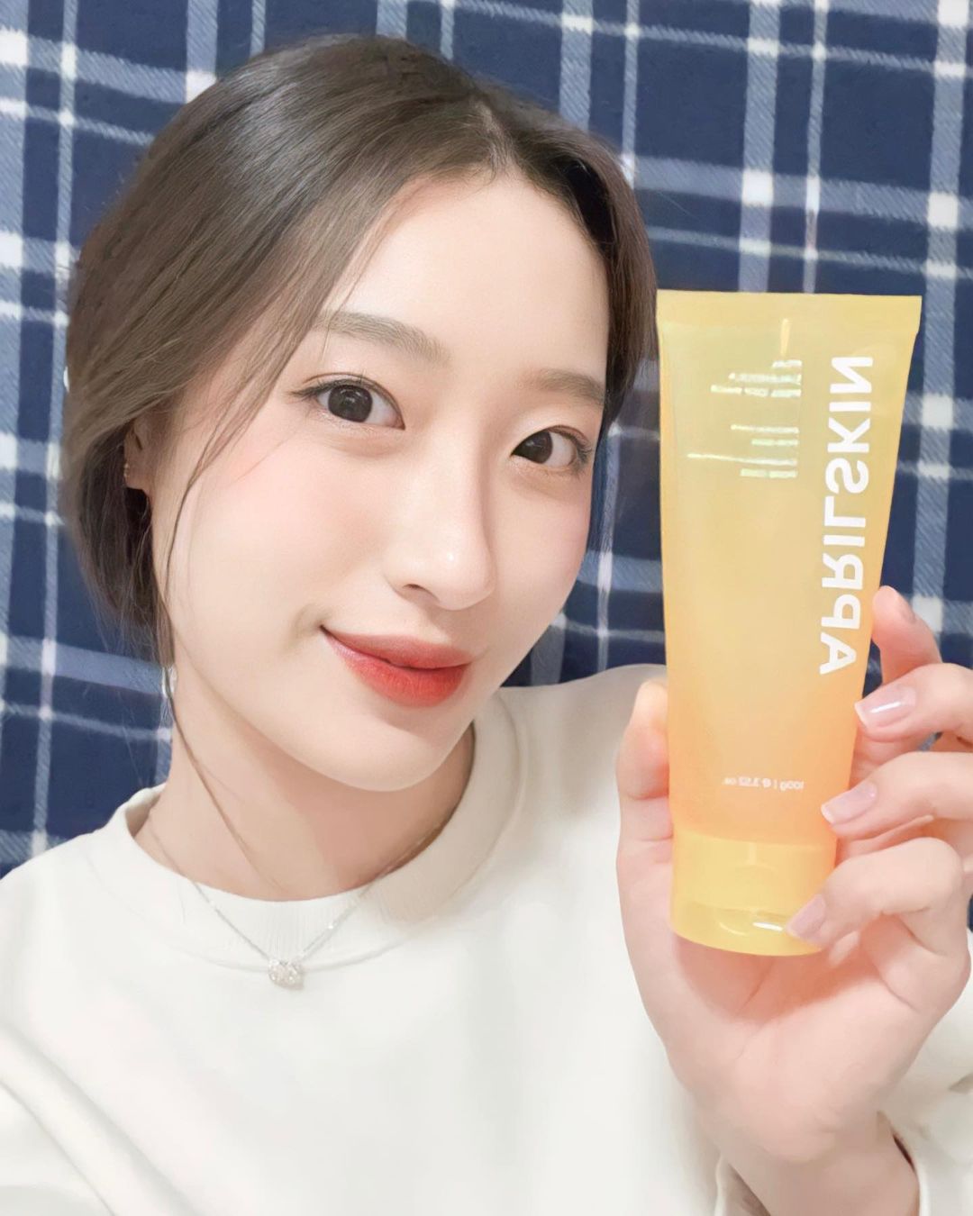  “💡[에이프릴스킨] 리얼 카렌둘라 필 오프 팩 (+리얼 젤리 브러쉬) 카렌둘라 필 오프 팩은 모공 사이사이에 각질/피지를…”