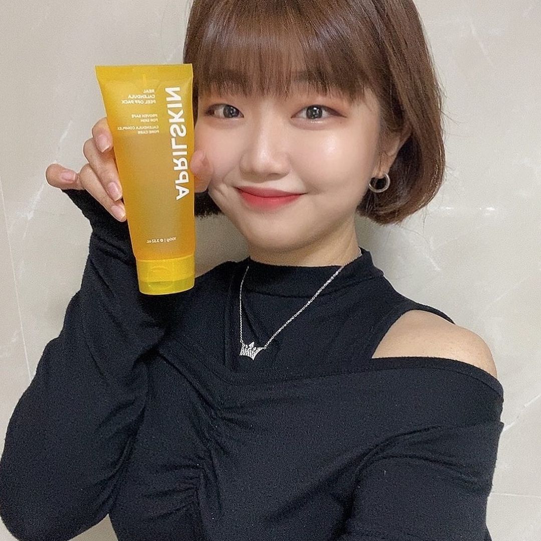  “#광고#협찬 <🌼에이프릴스킨 카렌둘라필오프팩🌼> 각질제거, 피지제거 착붙팩! 카렌둘라필오프팩🌼 팩 안에 실제 카렌둘라 꽃잎이 송송 있어서 너무 예쁘고, 향도 한라봉같은 상큼한 향이 나서 기분이 좋아져요🍊 각질, 피지 착붙 제거 뿐만 아니라 그…”