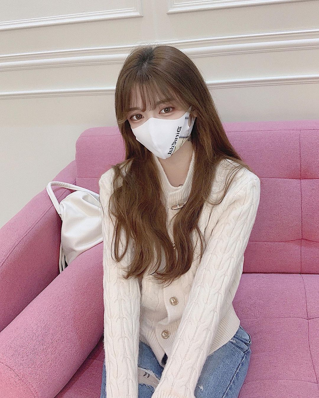  “#광고 #협찬 #dieueclat #antibacterialmask 간편하게 세탁이 가능하고 고가 특수소재 사용 고품질 마스크 착용하면 턱이…”