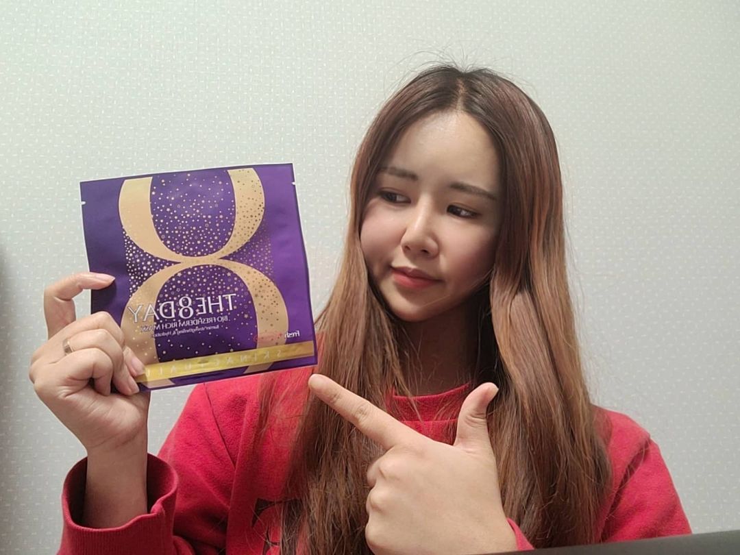  “⠀ 요새 날씨가 따뜻했다 추웠다 너무 극과 극을 달리는것 같지 않나요? 어제는 아침까지만해도 매서운바람이 엄청 불더니 오후쯤에는 강렬한 햇빛이 피부를 따갑게 만들더라구요 ⠀ 어렸을때는 몰랐지만 저도 이제 30대가 되니 날씨에 따라 피부상태가 많이…”