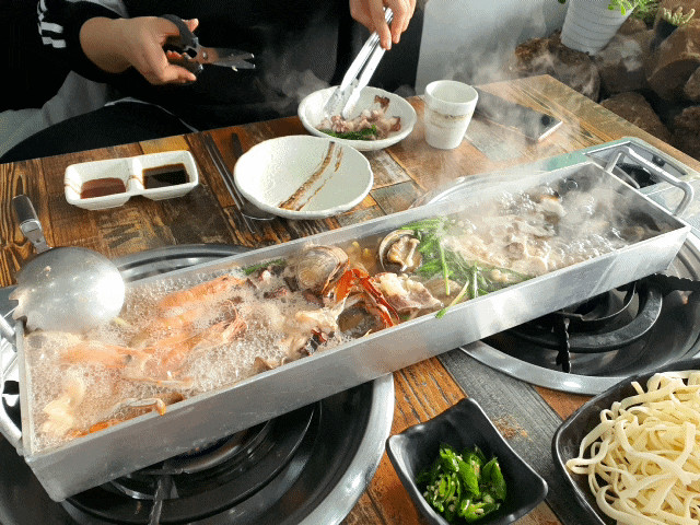 오이도에서 제주도를 느끼고 왔어요~ 오이도 맛집, 오십이도 칼국수!🍲