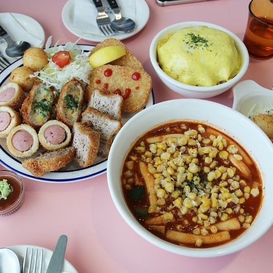 봉산동에 위치한 대구 신상 맛집 미미추♡
안가봤으면 후회할뻔!! 아이들이 또 가자고 난리난리👭
ㆍ
ㆍ
ㆍ
ㆍ
#대구핫플 #반월당분식 #대구신상맛집 #미미추