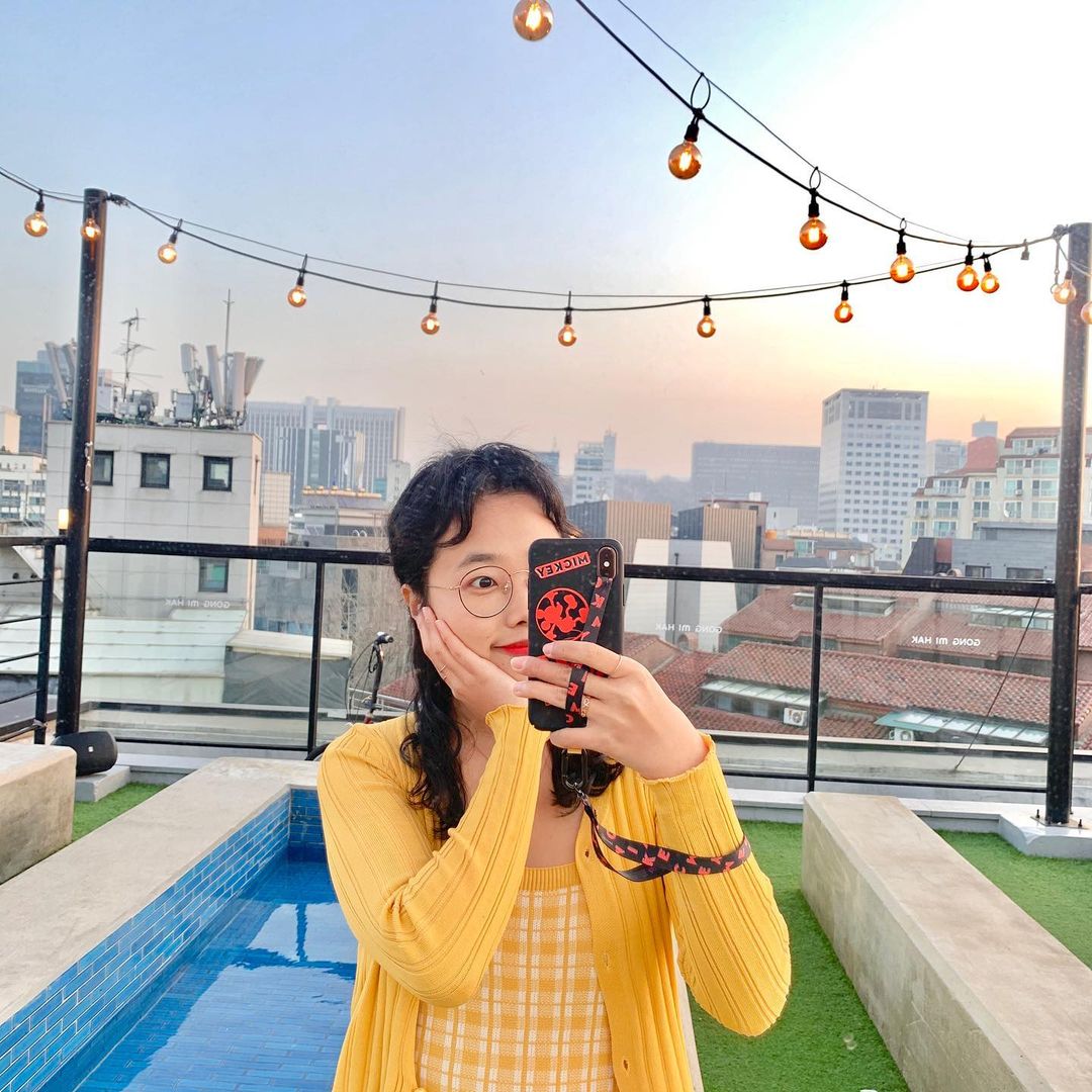  “#제품협찬 요즘 폰스트랩 유행이여서 한번 써보고 싶었는데 넘 만족! 일단 디자인부터 취향저격 ㅠㅠ 제가 디즈니 진짜…”