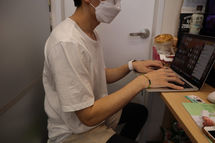 자세교정기 추천 :: 와디즈 펀딩 패인파워백 실제 사용 후기 !!