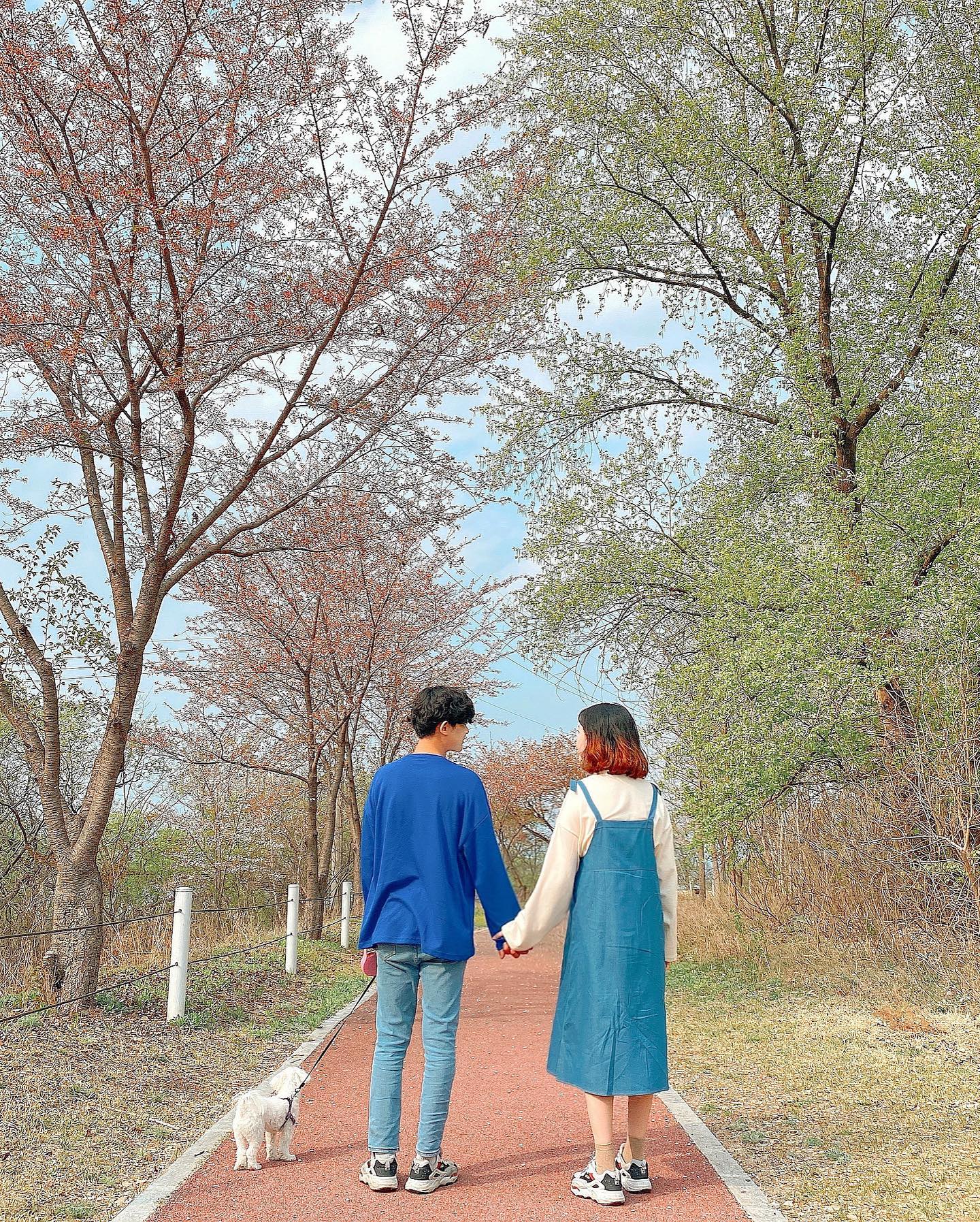 오랜만에 나들이❣️
날씨도 좋고 기분도 좋고🥰🥰