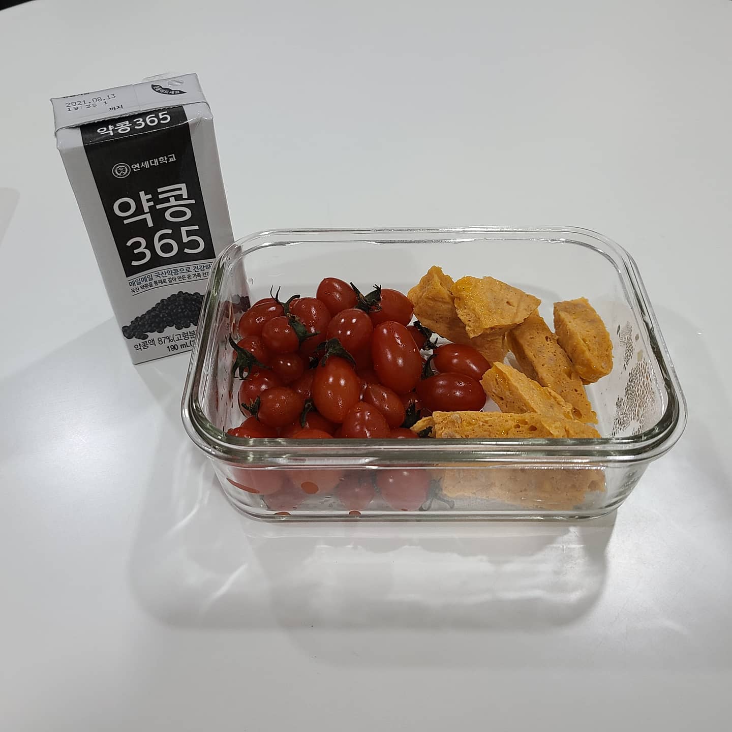 #식단 하지만 야식으로 하루 망할예정ㅎㅎ
완벽하고싶은데 완벽하지 못해서 
짜증...😂
잘하고잇는건가ㅠㅠㅜㅜ