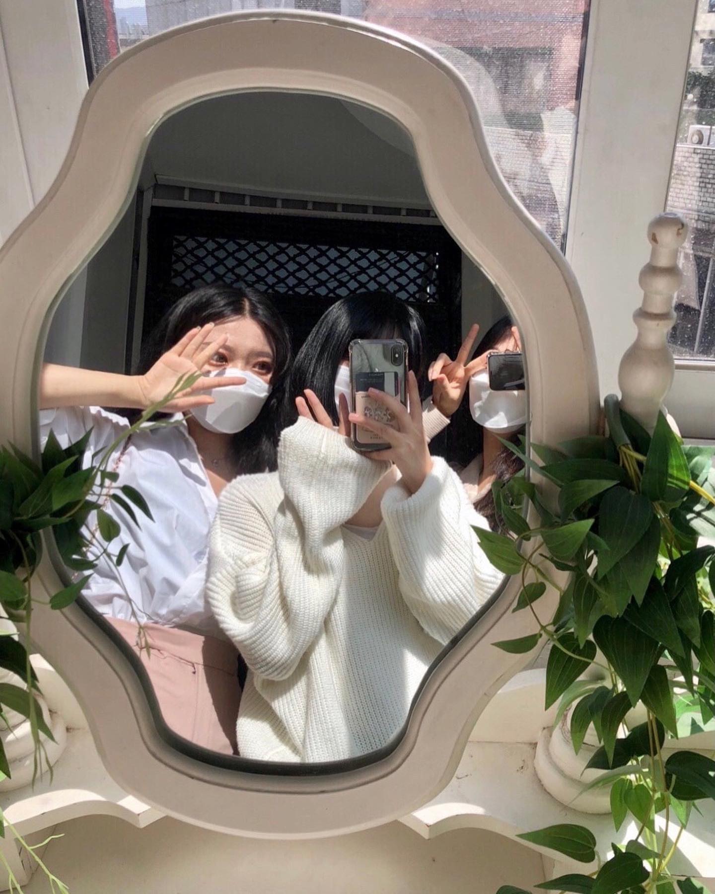 새벽에 심심해서 인스타 피드 꾸미기 ( •ॢ◡-ॢ)-♡