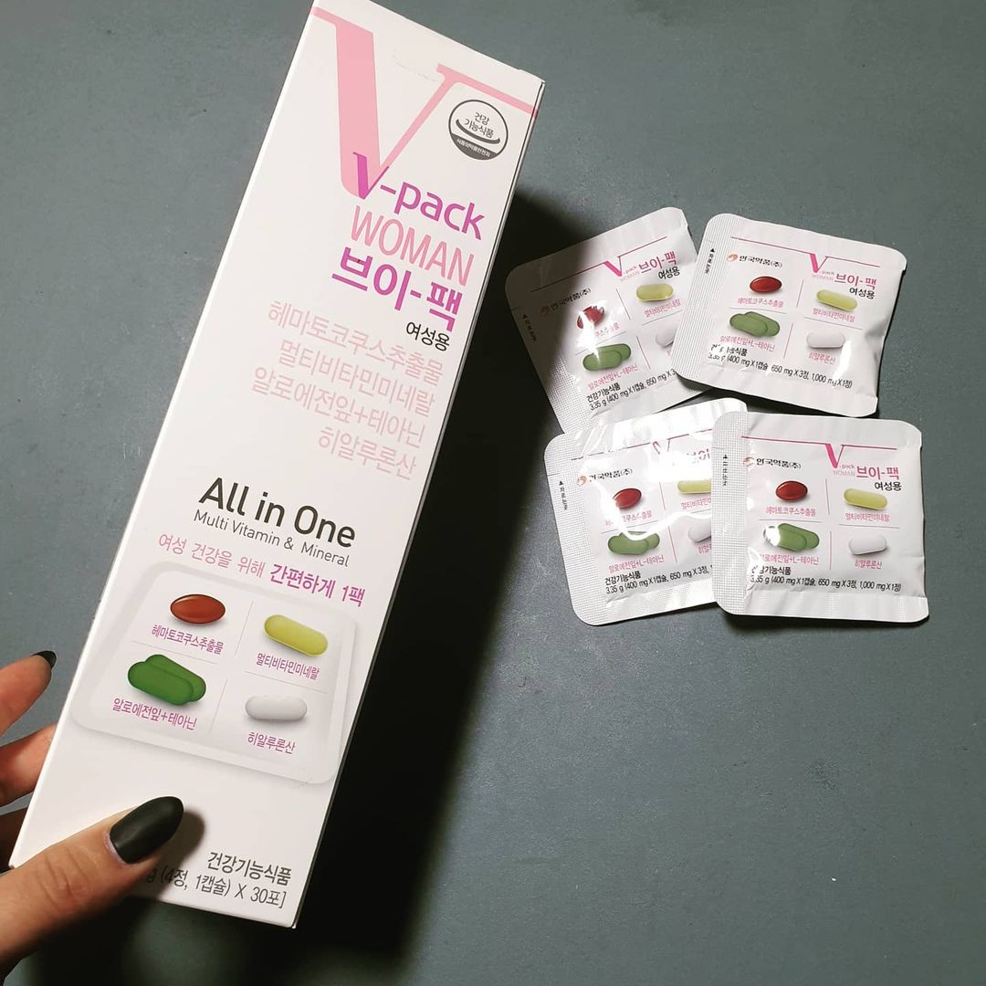 🍒 오또 하고싶은거 다 해 🍒 on Instagram: “#상품협찬 👉 안국약품 V-PACK 브이팩 여성용 비타민은 물론 이너뷰티를 위한 헤마토코쿠스, 알로에, 테아닌, 히알루론산 성분이 추가되서 여성에
