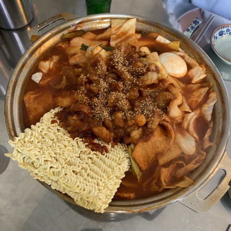 송리단길 맛집 <입분식 가정집> :: 청하와 나의 공통점이 생겼다...