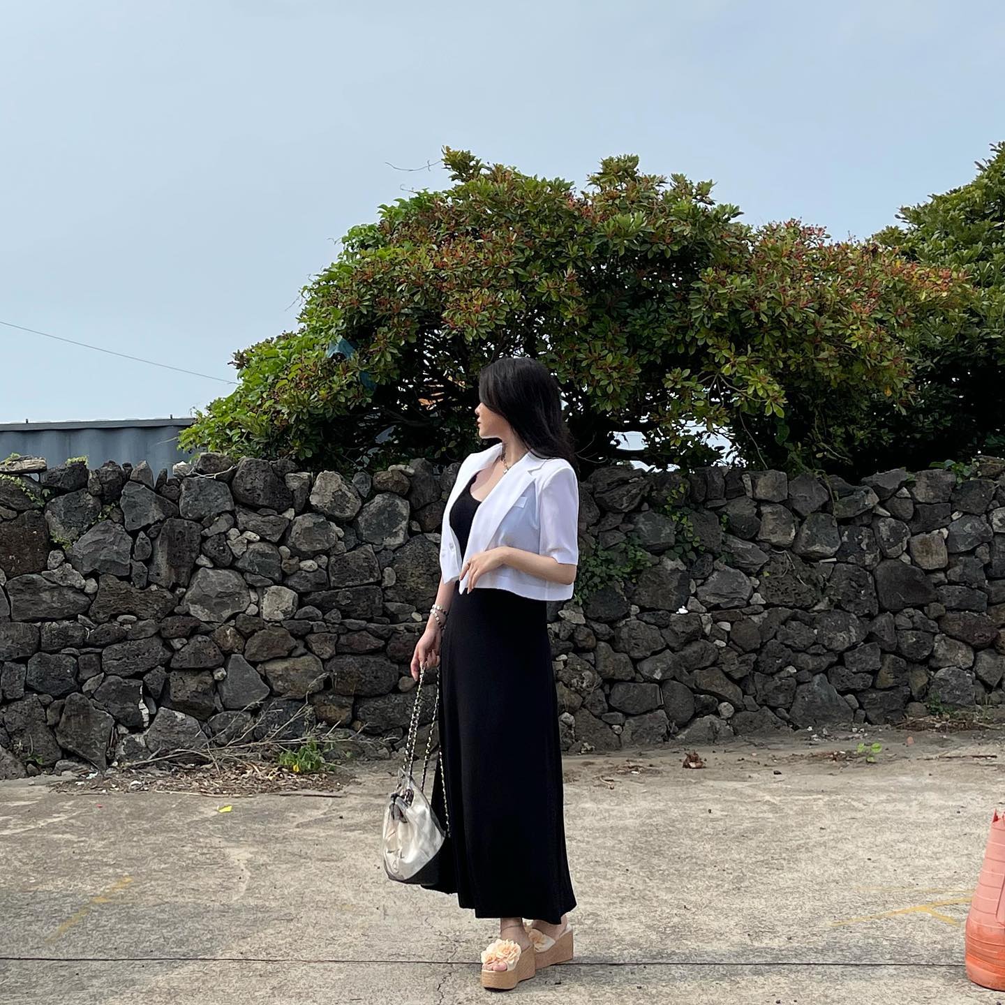 뷉