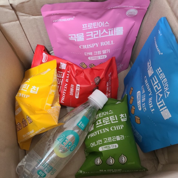 단백질과자 프로틴어스, 다이어트 중이라면 회사간식으로 추천해요♥ 넷플릭스에는 프로틴칩 체다치즈맛!
