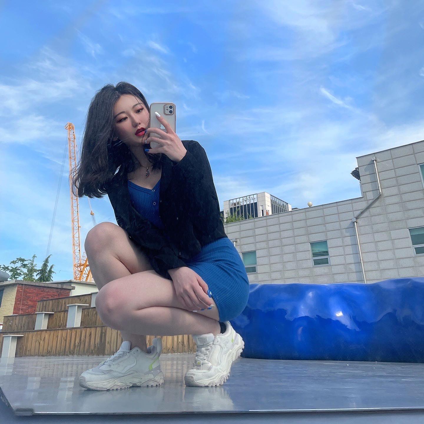 파란색👅