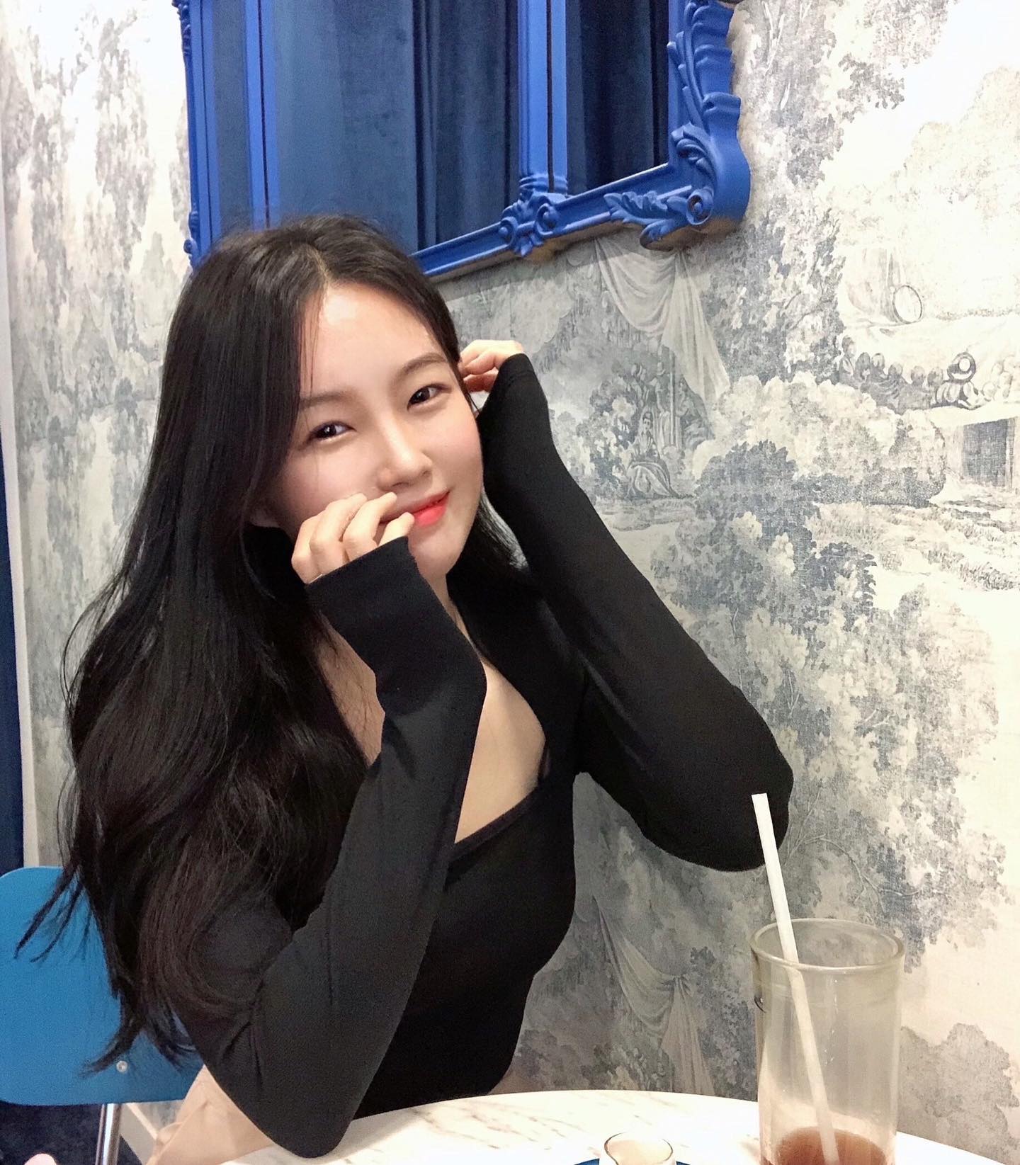 크로플먹고 행복 😋