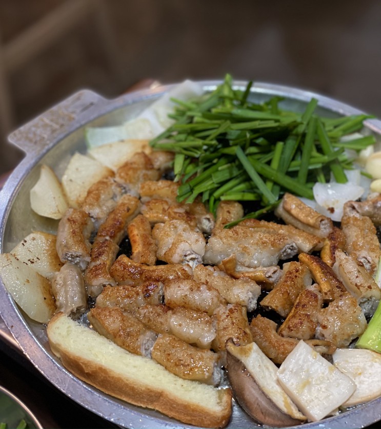 [서울 : 서울대입구 맛집] 맛도 좋고 가성비도 좋은 서울대입구역 곱창/봉천역 곱창/신림곱창 맛집 <임성용의 부추곱창>