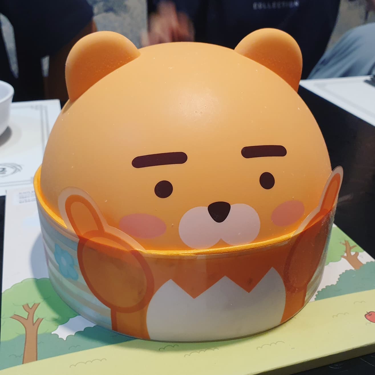 방콕으로 보낼뻔한 #생일
#아이스크림케이크 #커피 #삼계탕 
급하게 보내고 왔지만 완전 감동감동😍
#잘먹었습니다 #잘먹겠습니다🙏 
.
더 놀다 오고싶었지한 #거리두기4단계
때문에 6시 되기전에 해산 #방역수칙준수 
.
그리고 축하해주신 많은 분들
감사합니다🥰😊
.
#스타벅스기프트콘은쌓여만가고..
.
.
#생일선물 #생일파티 #삼계탕맛집 #용인맛집 #터알 #닭전문점 #존맛탱 #디엠환영 #협찬디엠 #협찬환영 #협찬문의