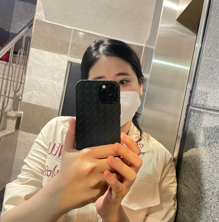 아이폰12프로 케이스 어반스티치에서 구매했어요