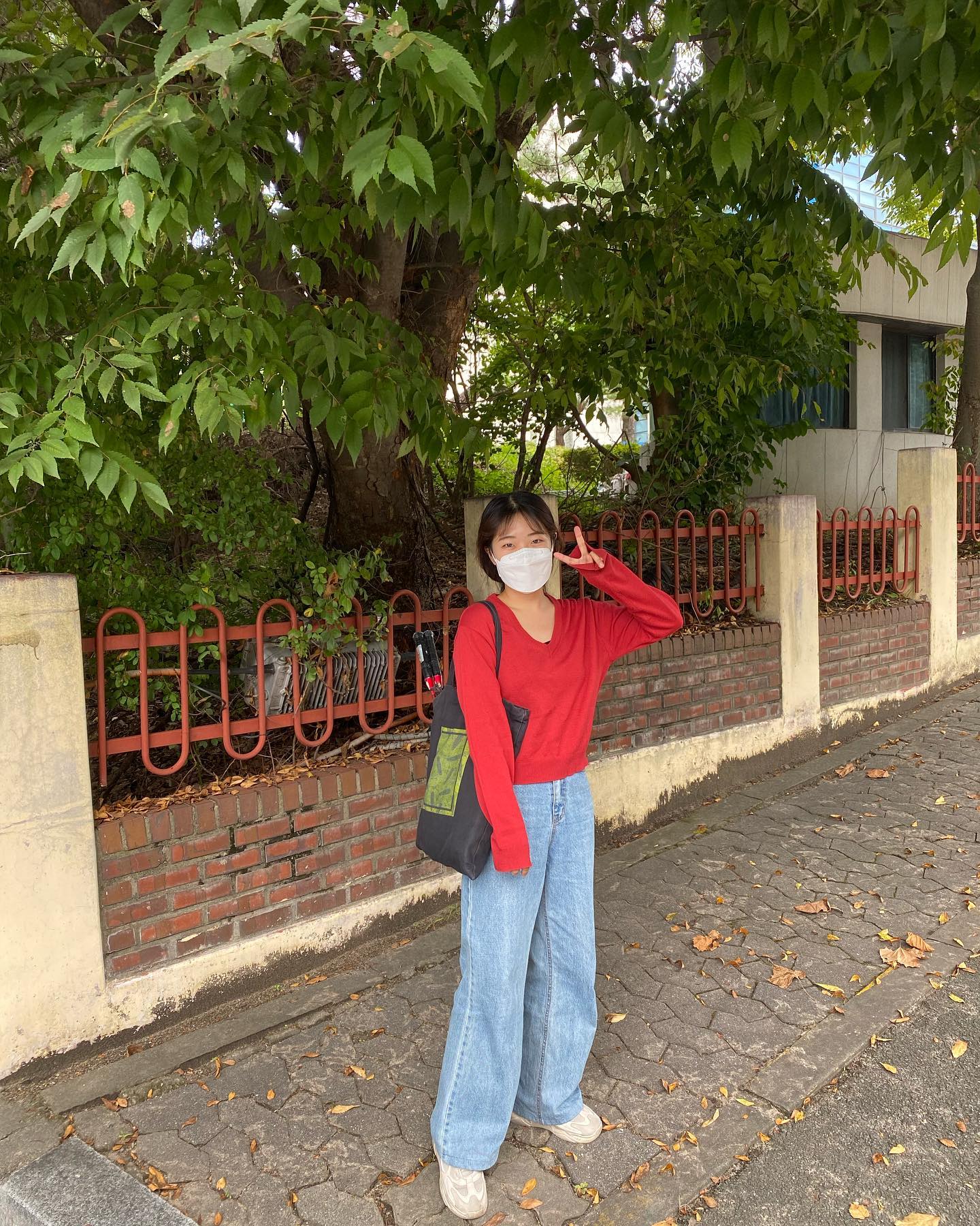여름 안녕이다 ㅎ.ㅎ
#가을 #출근 #배드민턴채 #챙기기