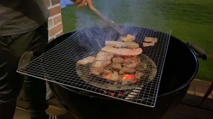 캠핑이 하고 싶었지만
애깅이때문에 
고생할것 같아서 펜션으루😂
빨리커서 캠핑가자 애깅앙

#캠핑가고싶다#산청여행#진주근처갈만한곳#산청애펜션#산청흑돼지#흑돼지#지리산흑돼지##바베큐#삼겹살#숯불구이#숯불바베큐#먹방스타그램#술스타그램