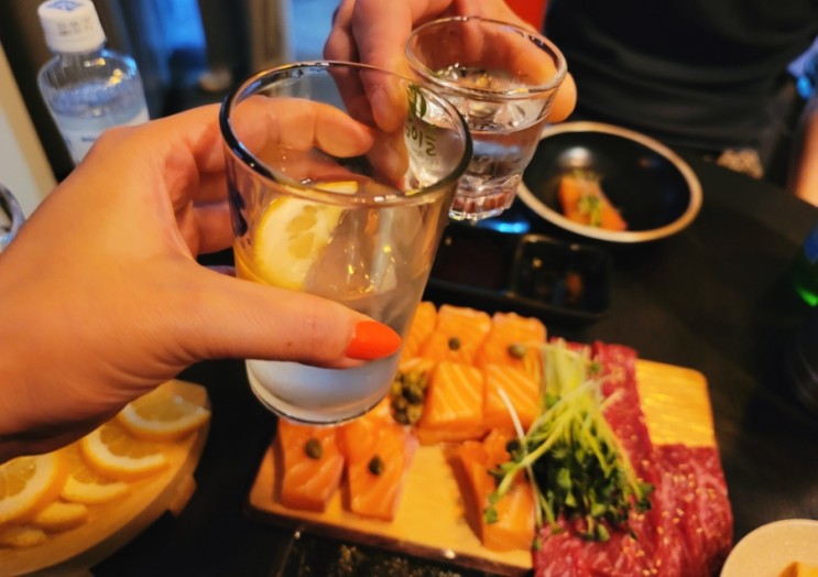 [수유맛집/광안리] 연어랑 육사시미 좋아하시는 분들은 여기로 모이세요.