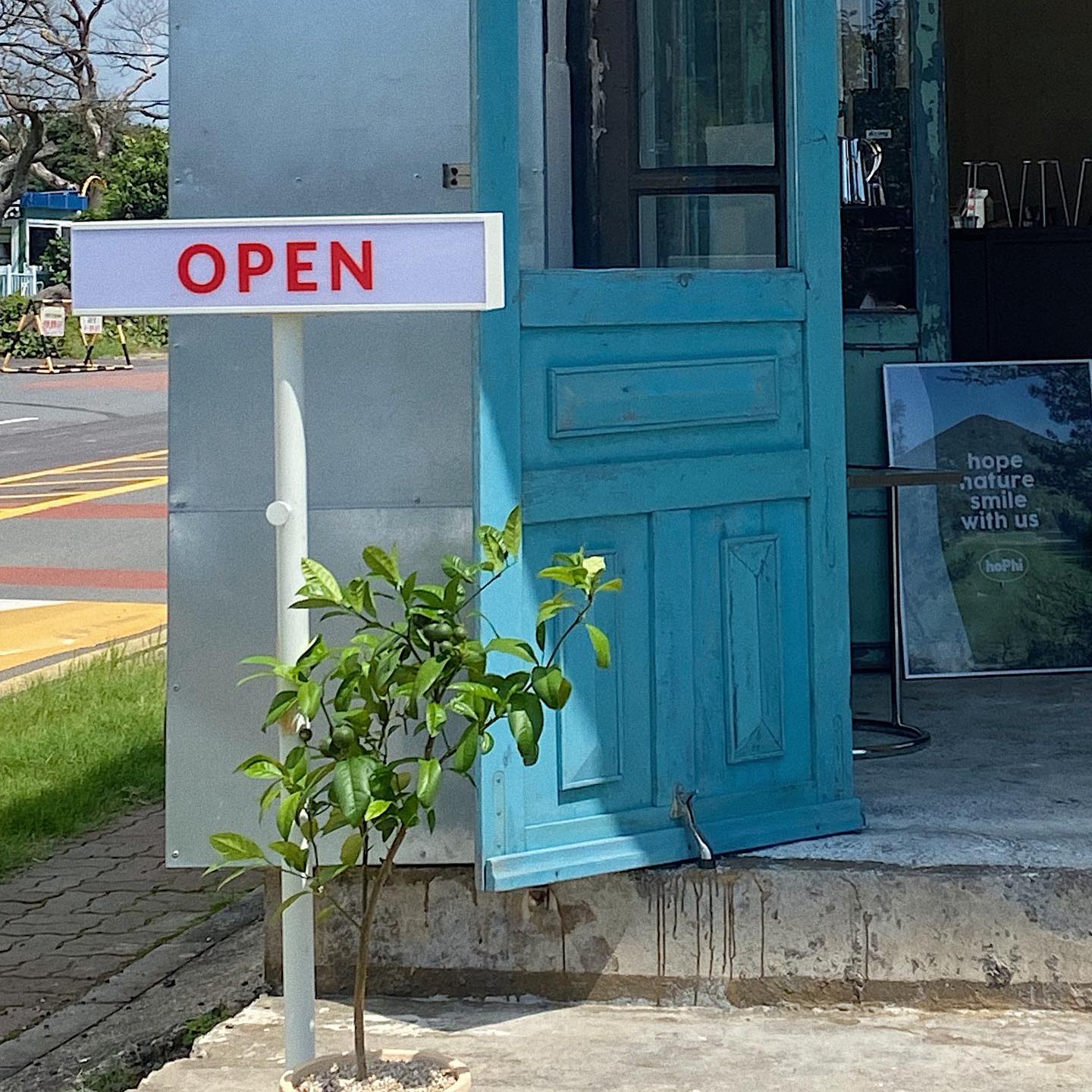 OPEN 💘 융드립전문 서귀포 신상카페

📍#hophiworkroom #홉히워크룸
☕️#제주카페 #서귀포카페

.
.
.

#서귀포핫플 #서귀포신상카페 #홉히 #제주도 #제주도핫플레이스