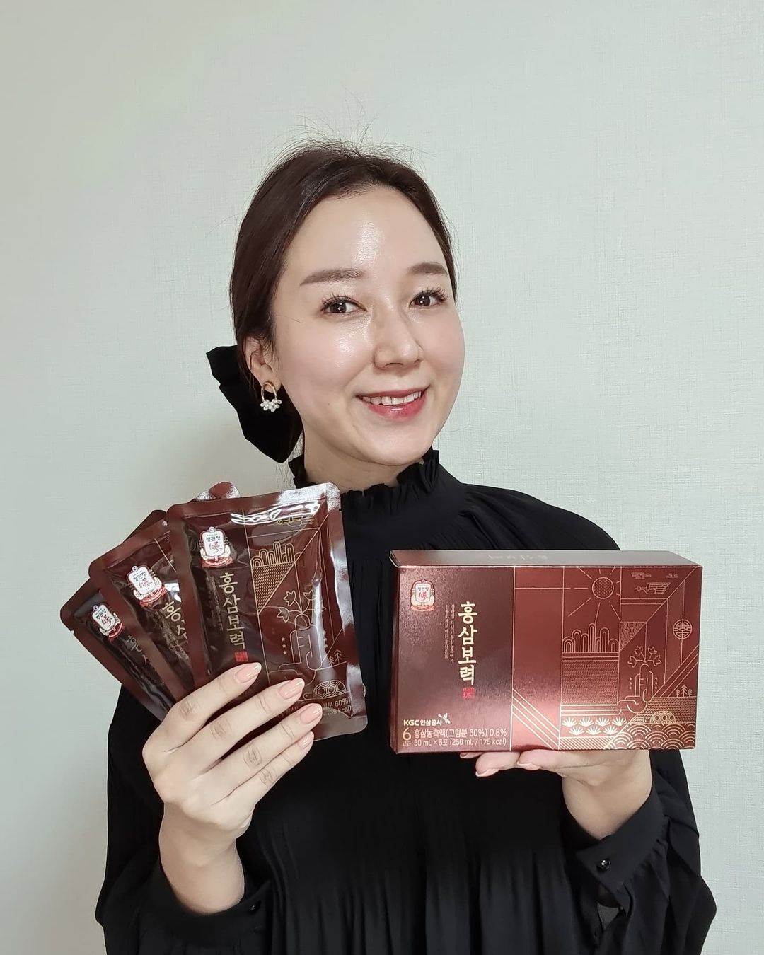 센스있는 마미윤댕 on Instagram: “#광고 지만 엄청나게 착한가격에 마음을 빼앗기는중🤭 40대가 훌쩍 넘어가다보니 몸이 예전같지 않고 조금만 무리해도 체력이 팍팍 달리는게 몸으로 느껴