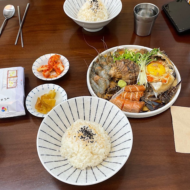 다들 점심 드세요 물론 이건 주말에 먹은 음식이에요
맛점 맛점!!!!! 꼭 맛잇는 점심 드세요!
.
.
.
.
.
.
#직장인스타그램 #직장인 #점심 #맛스타그램