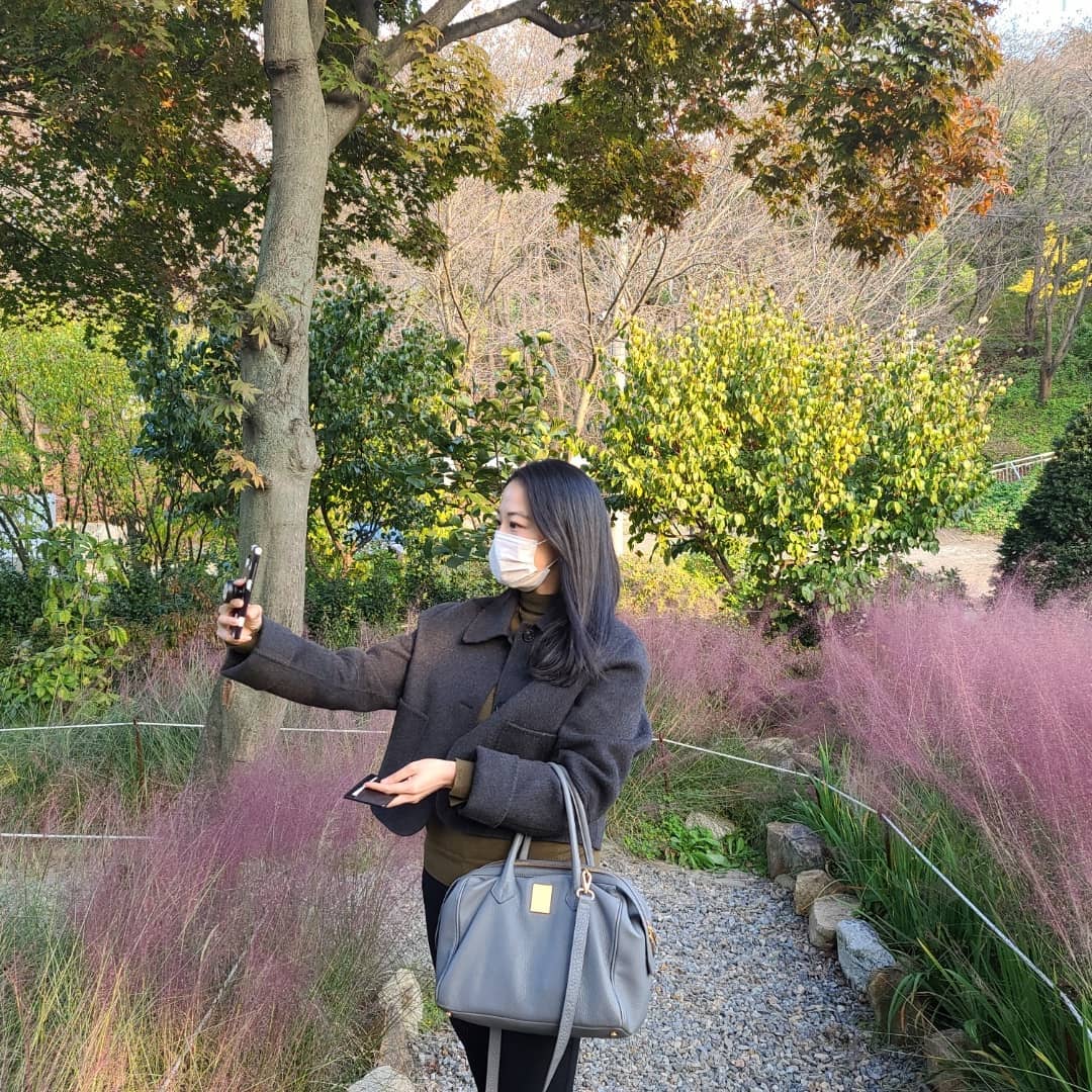 핑크뮬리도 단풍도
분위기도 모두 가을🍂
.
오랜만에 사진 백장..🤭
너도 찍고 나도 찍고❤
kkotbom2020
.
#꽃봄#꽃봄레스토랑
#가좌동까페#가좌동맛집
#핑크뮬리#꽃봄까페