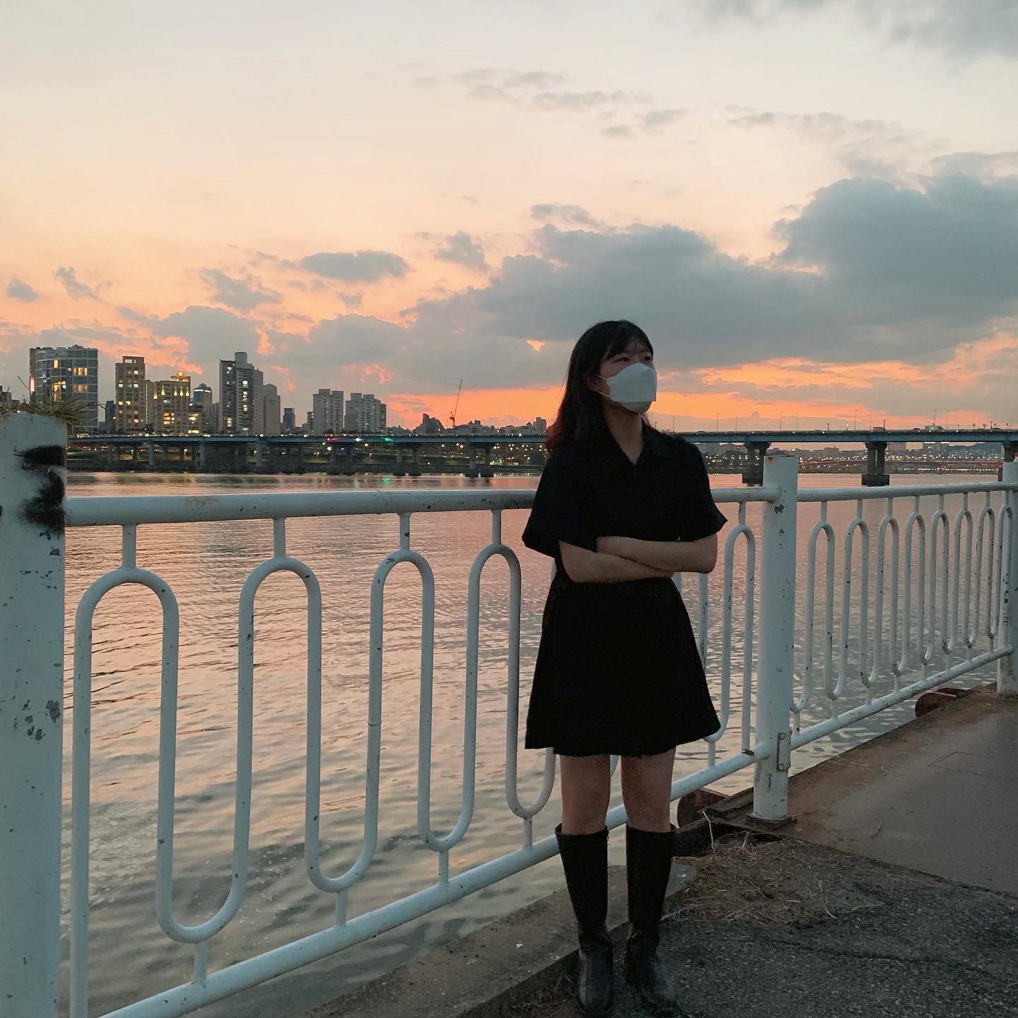 손이 사라져볼게에 얍
#halloween